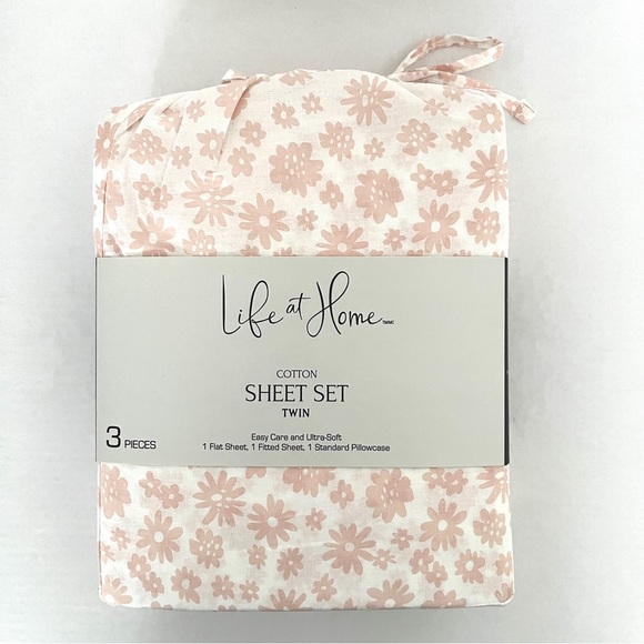 Brand New 100% 3 Pieces Cotton Twin Size Sheet Set - Picture 1 of 2